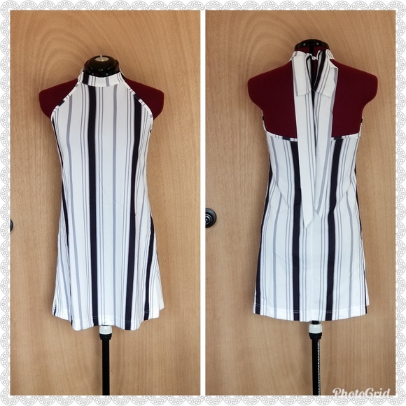 Sz S *LAST 1* BLACK Back bow detail dress - Picture 2 of 5